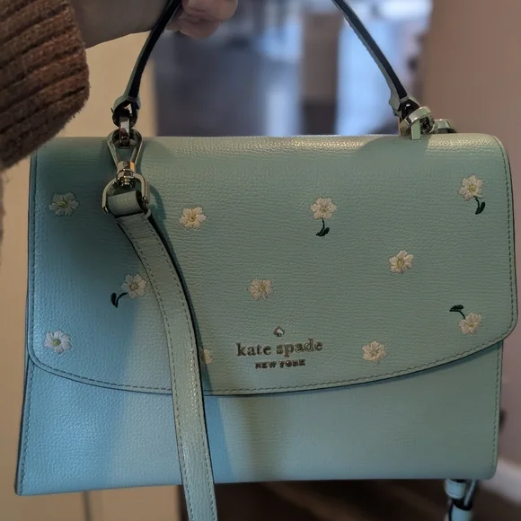Blue Daisy Kate Spade Purse With Matching Card Holder - Picture 10 of 11